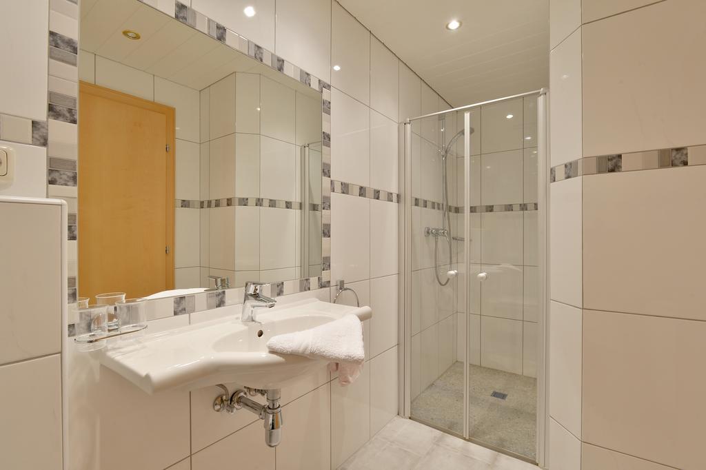 Gasthof Appartement'S Staffnerhof 코센 외부 사진