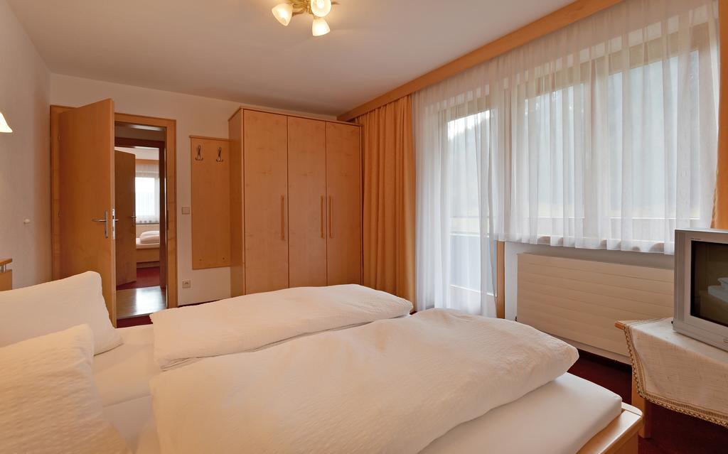 Gasthof Appartement'S Staffnerhof 코센 외부 사진